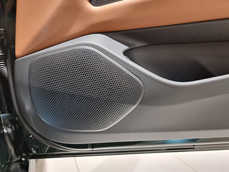 BMW i4 전기차 비엠더블유 아이포 도어 앞문 도어트림