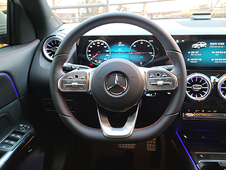Benz EQA 전기차 벤츠 EQA 스티어링휠 스티어링핸들 드라이빙휠 운전대