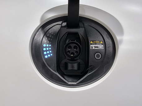전기차 제네시스 GV60 Genesis 충전구 충전 실외V2L V2L 브이투엘