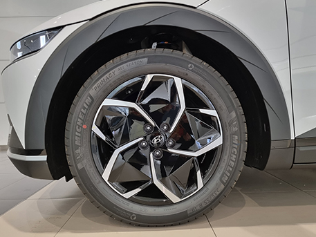 Hyundai IONIQ5 전기차 현대 아이오닉5 휠 타이어 바퀴