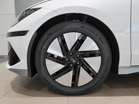 전기차 현대 아이오닉6 Hyundai IONIQ6 휠 타이어 바퀴 피렐리