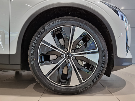 Polestar Polestar 2 전기차 폴스타 폴스타2 휠 타이어 바퀴