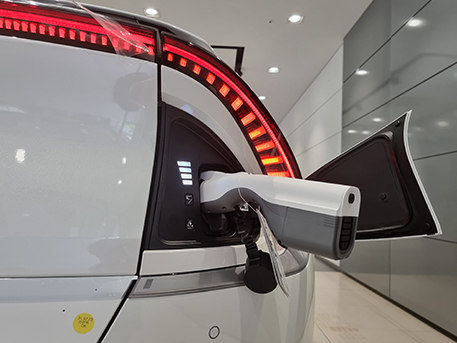 전기차 기아 이브이식스 KIA EV6 V2L 브이투엘