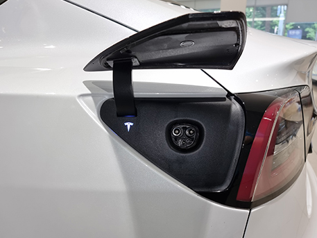 전기차 테슬라 모델3 Tesla Model3 충전구 충전