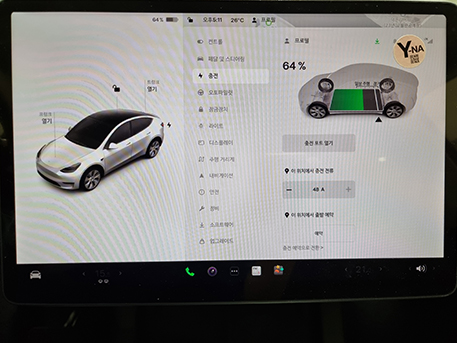 전기차 테슬라 모델Y Tesla ModelY 모니터 센터페시아 인스트루먼트보드 디스플레이 내비게이션 네비게이션