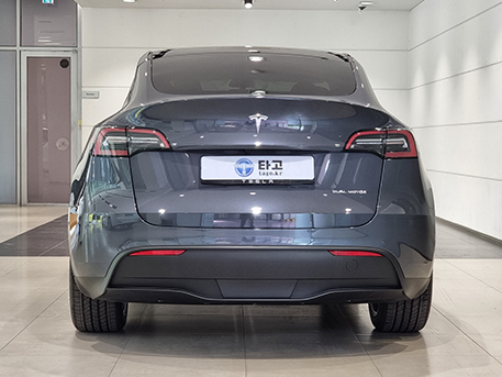 전기차 테슬라 모델Y Tesla ModelY 후면 후면부 후방 리어램프 백라이트